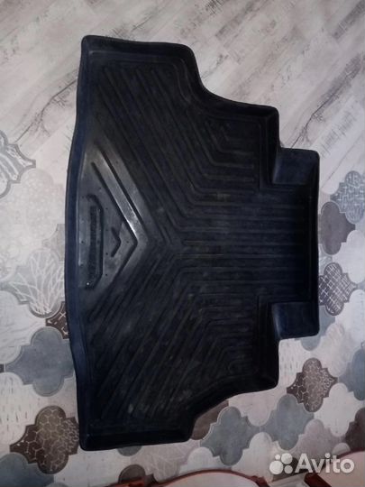 Коврик Nissan Almera