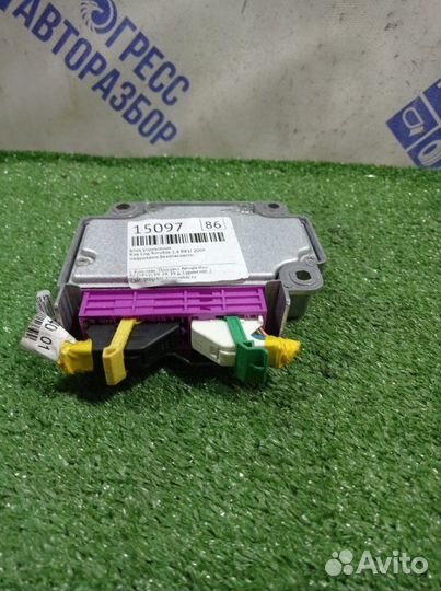 Блок управления подушками безопасности (SRS)