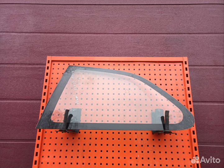 Стекло двери Honda civic 2000 г