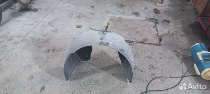 Локер передний левый Chery M11