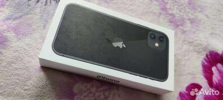 Телефон iPhone 11