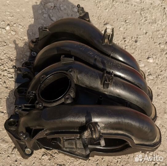 Впускной коллектор VW Polo sedan Jetta Fabia Rapid