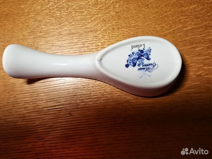 Подставка под ложку