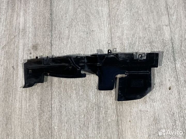 Дефлектор радиатора Volkswagen Polo 602, 614, 6C1