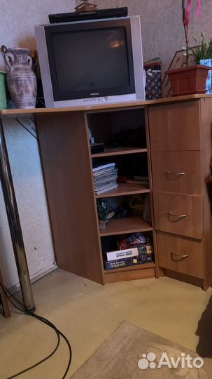 Тумба угловая