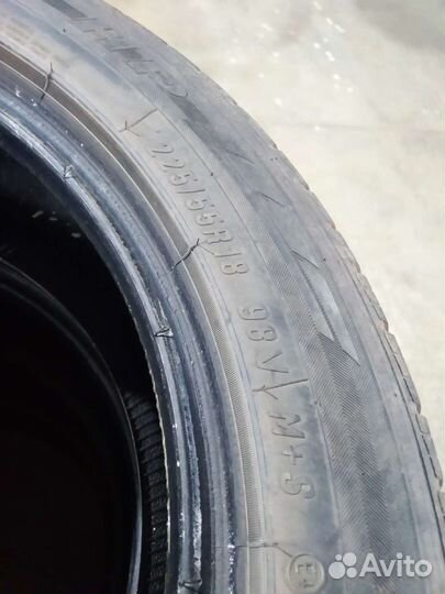 Maxxis AT-700 Bravo 225/55 R18