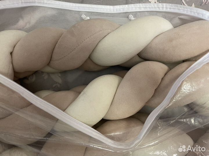 Бортик коса в кроватку