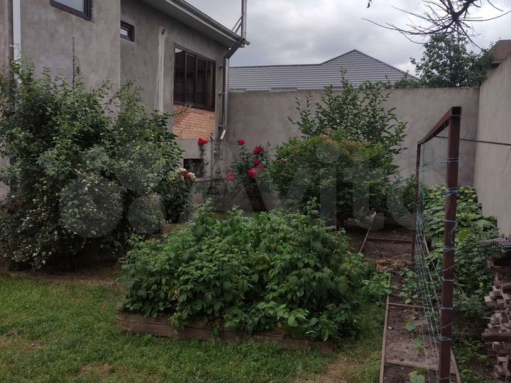 Дом 300 м² на участке 7 сот.