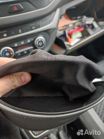 Солнцезащитные очки мужские armani