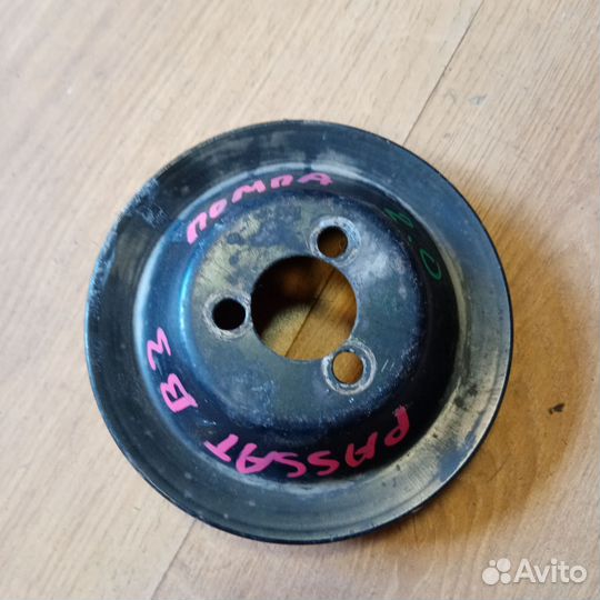 Шкив помпы volkswagen passat b3