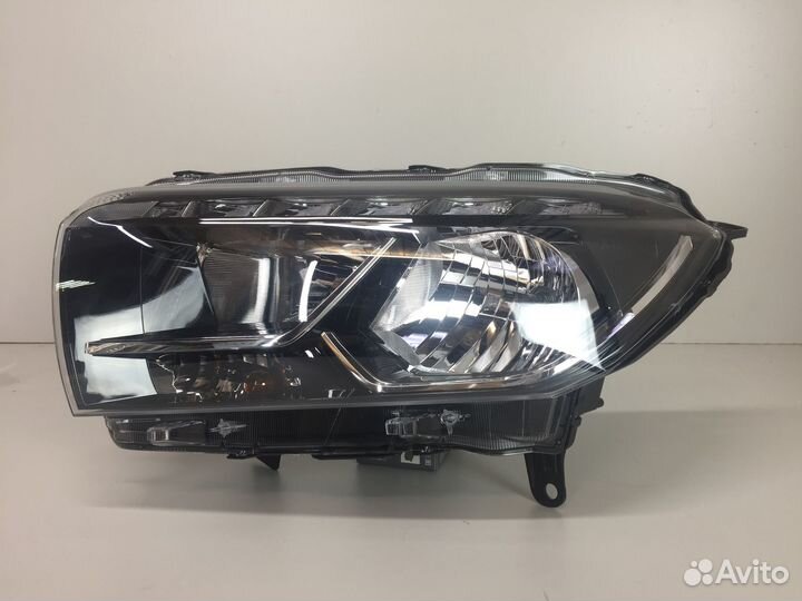 Фара левая LADA X-RAY 2016
