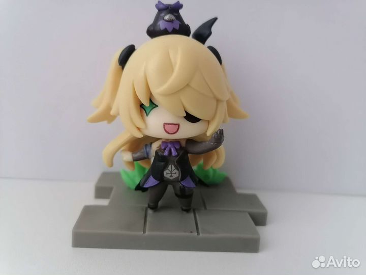 Геншин импакт фигурки аниме