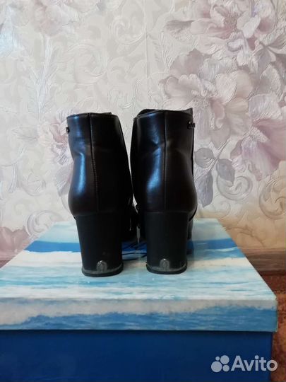 Осенние ботинки