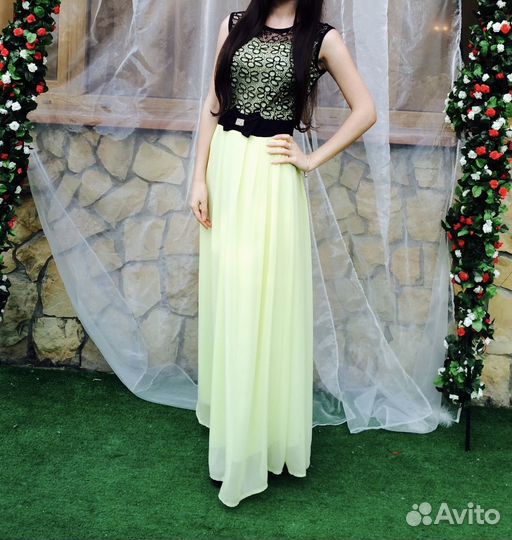 Вечернее платье