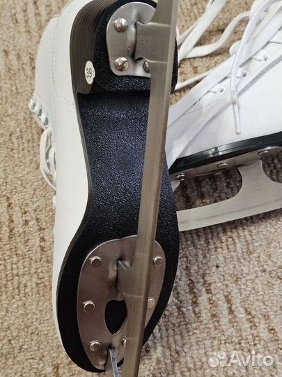 Женские фигурные коньки Decathlon Oxelo