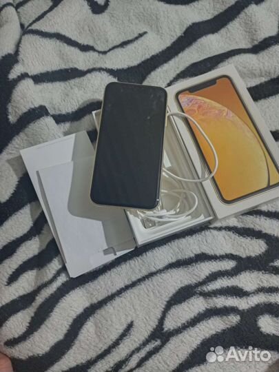 iPhone Xr, 128 ГБ