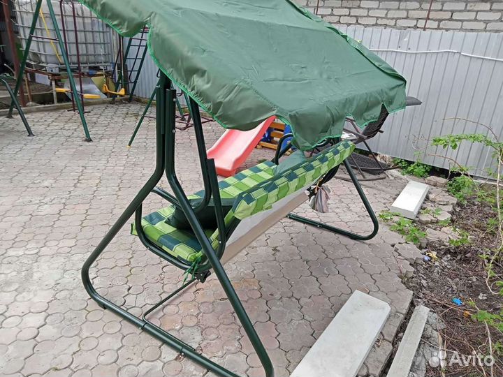 Садовые качели