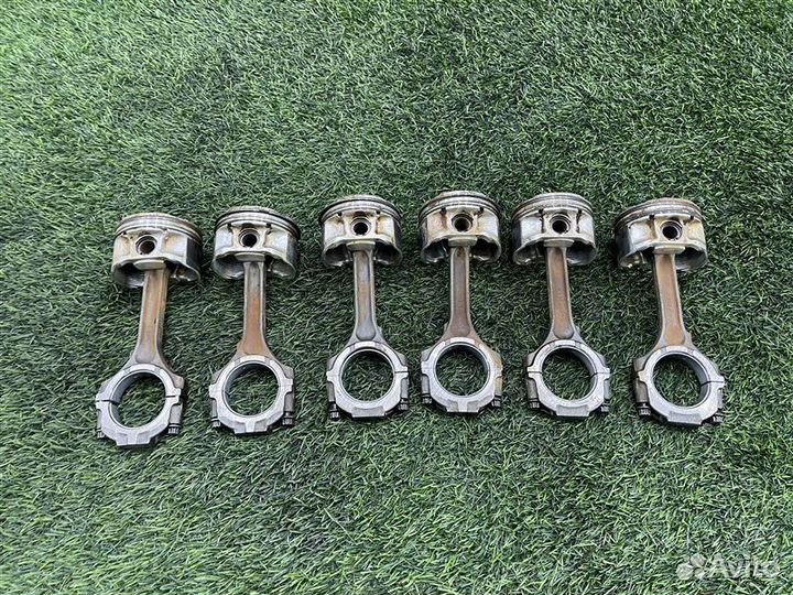 Поршень Nissan Skyline V36 VQ25HR 2013