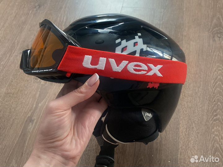 Горнолыжный шлем с маской