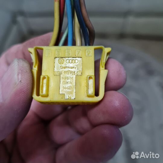 Разъем VAG 535972725C