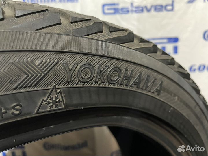 Yokohama Ice Guard IG30 215/45 R17