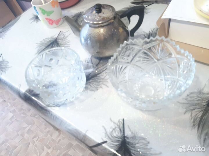 Вазы и чайник