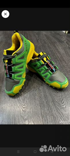 Новые кроссовки 41,5-42