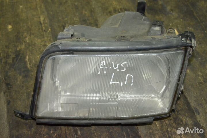 Audi 100 c4 фара левая с повреждениями