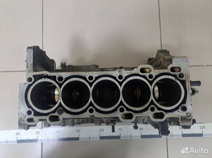Б/У Блок двигателя B5244S volvo