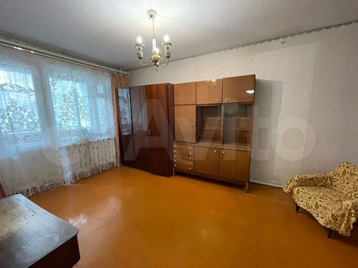 2-к. квартира, 45 м², 1/9 эт.