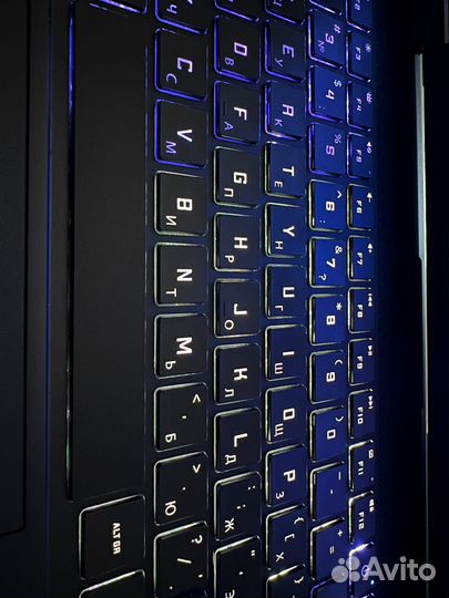 Игровой ноутбук HP omen 15-en1003ur