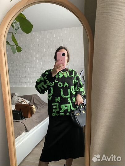 Свитер