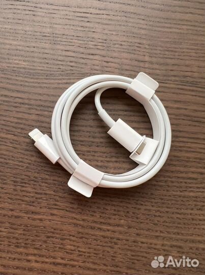Оригинальный кабель Lightning - USB C