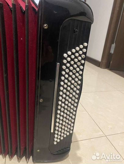 Готово-выборный баян Юпитер