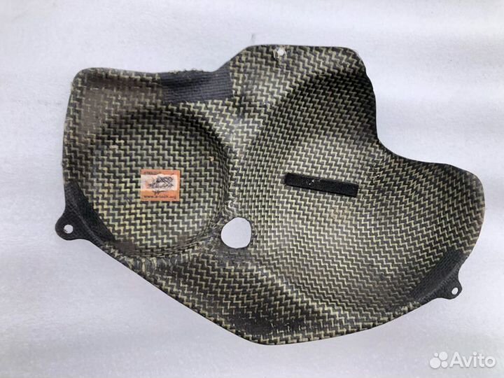 Honda cbr1000rr 08 + карбоновая крышка