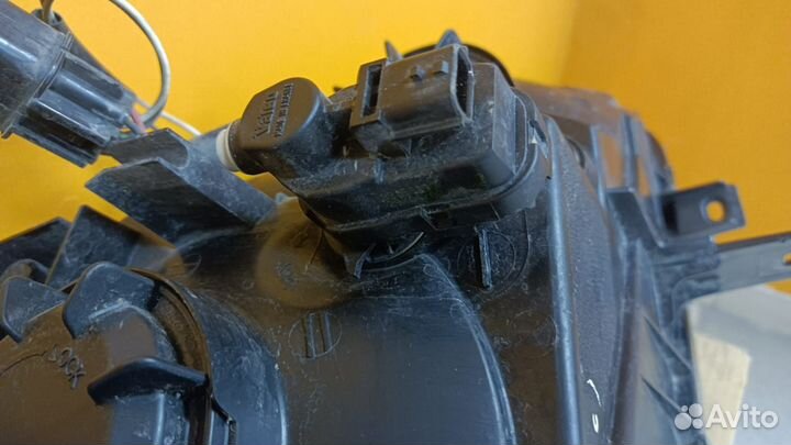 Фара передняя левая Renault Koleos 26075JY40A