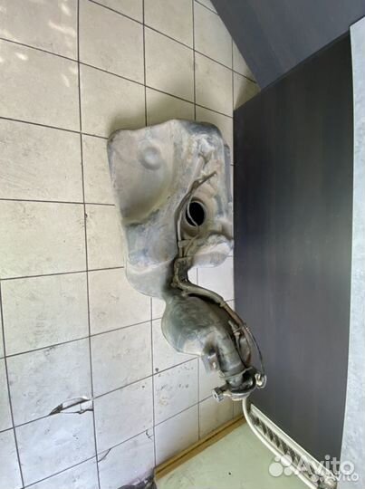 Бензобак VW Passat B3