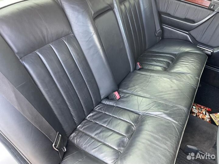 Салон на mercedes 124