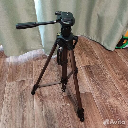 Штатив Dexp