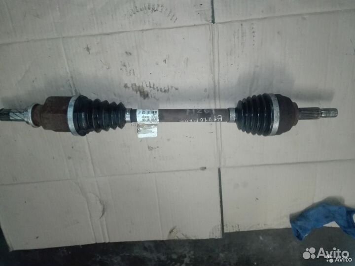 Привод левый 1.4 1.6 МКПП 1.5 5 ст Megane 2