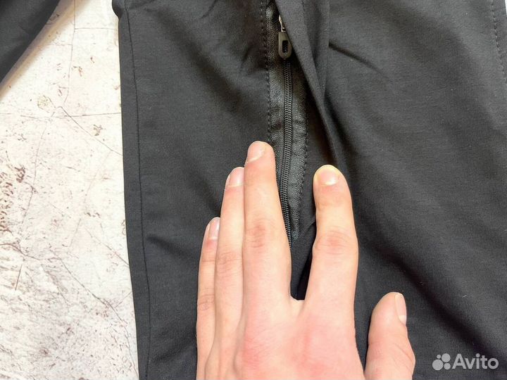 Спортивные костюмы Tommy Hilfiger