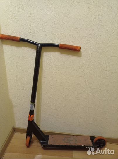 Трюковой самокат