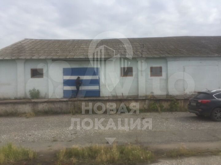 Склад, 820 м²