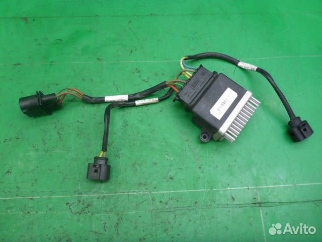 Блок управления вентилятором Audi Q5 c 2008г