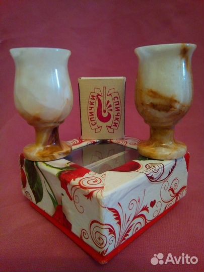 Стопки из оникса