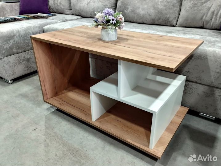 Журнальный стол