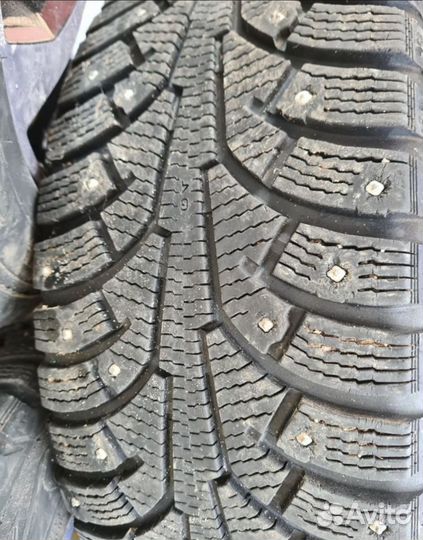 Nokian Tyres Hakkapeliitta 5 215/55 R17