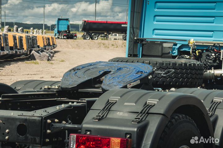 Shacman (Shaanxi) X3000, 2023