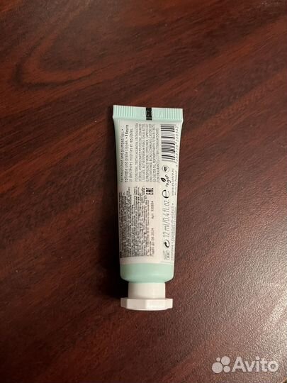 Essence lip care booster новый 12 мл