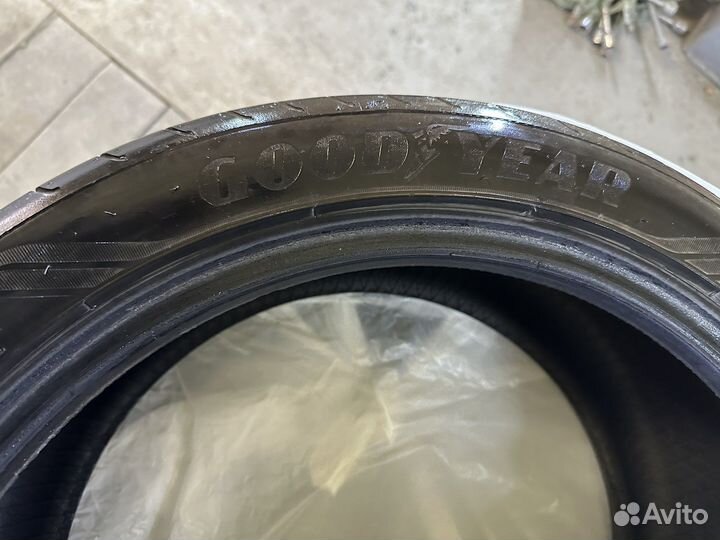 Goodyear EV-S4S 245/40 R18